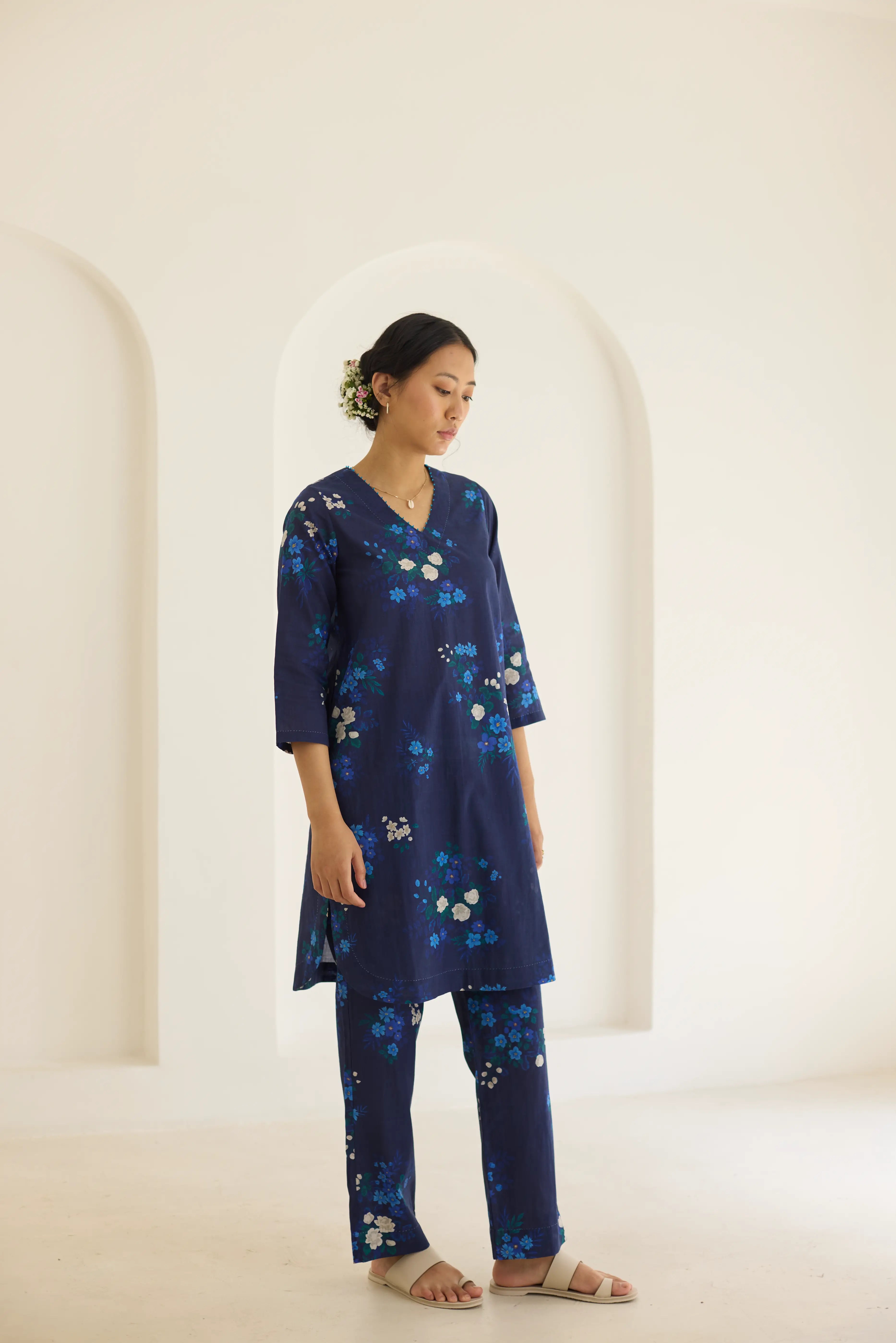 Midnight Jasmine Short Kurta Set - V neck