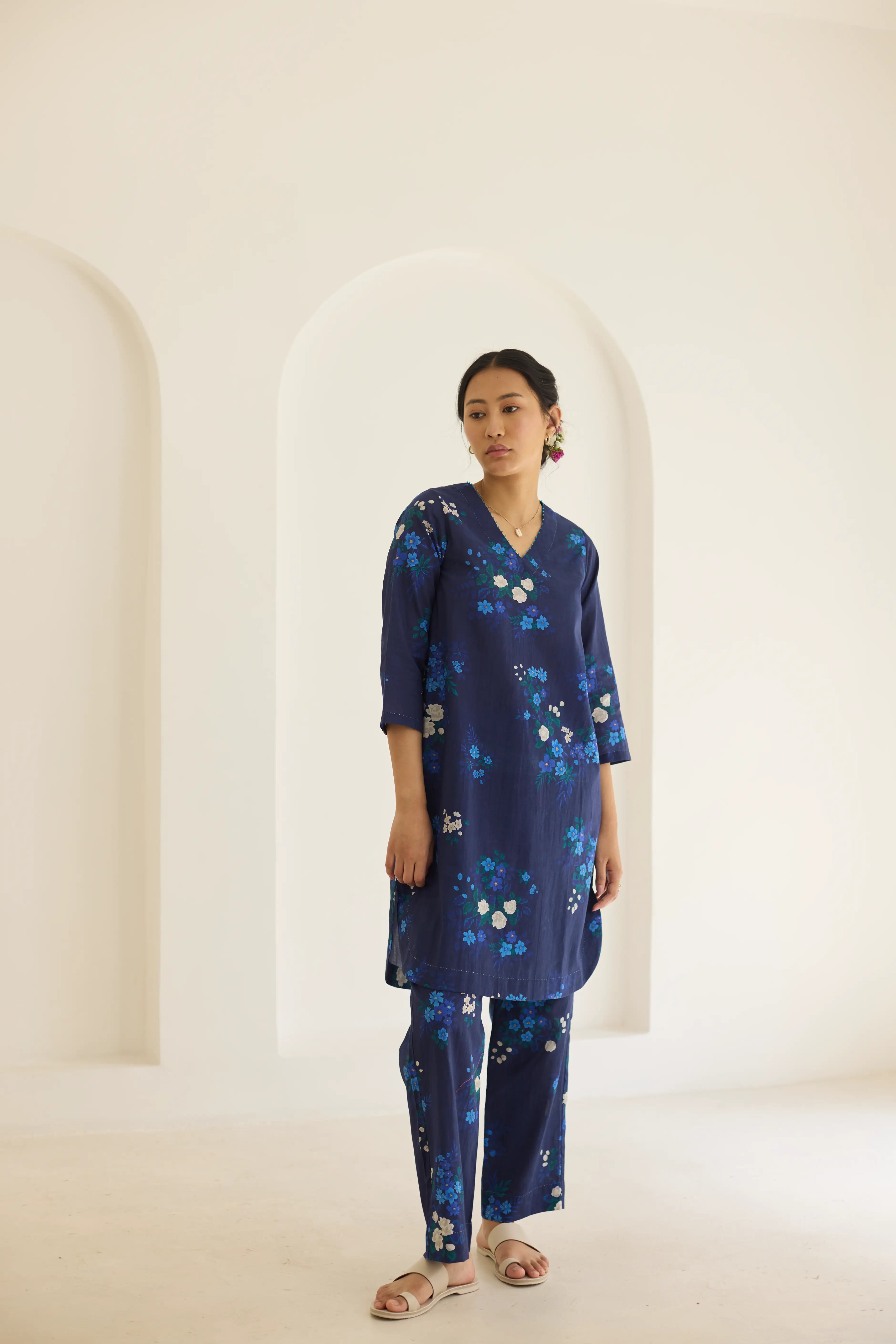 Midnight Jasmine Short Kurta Set - V neck