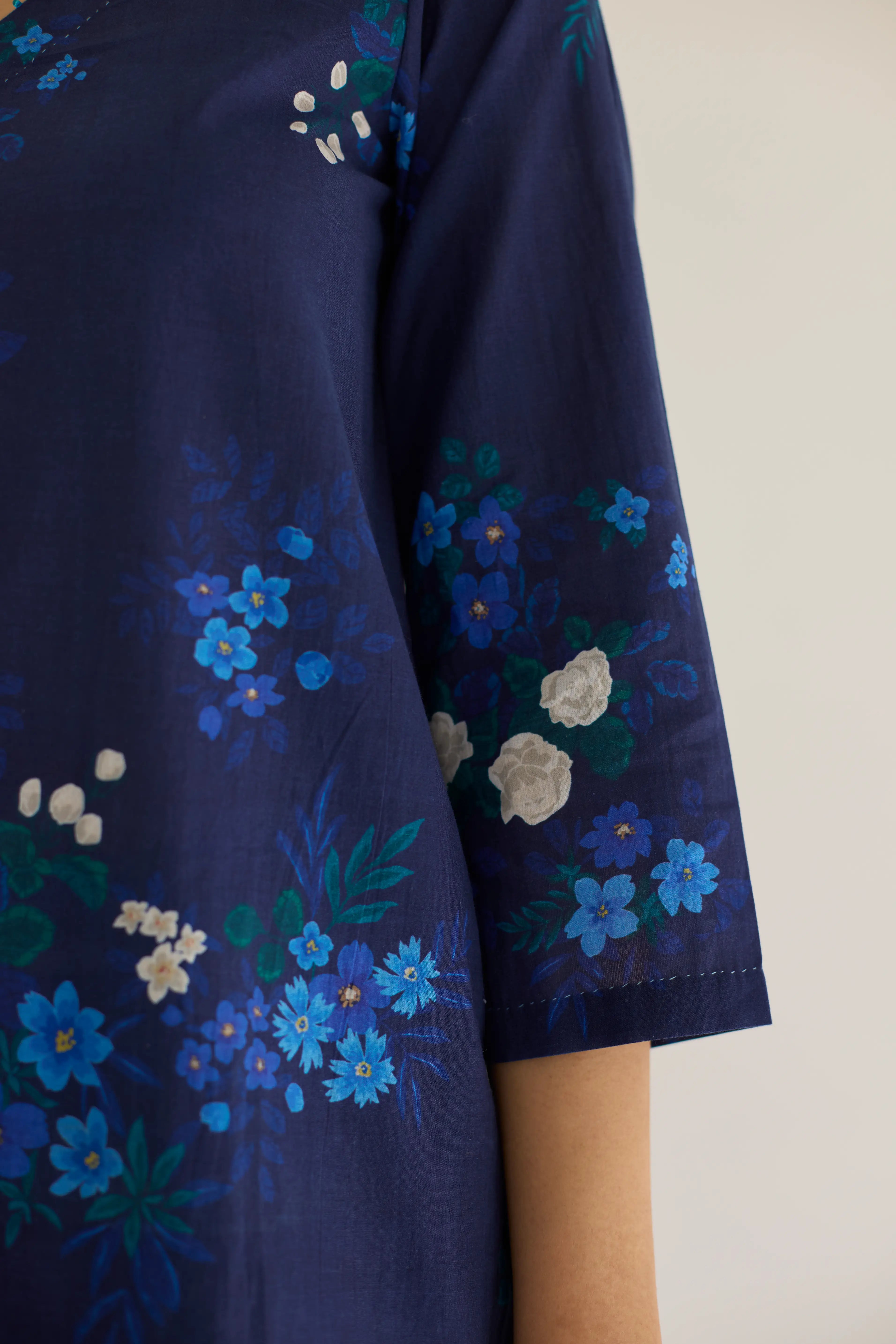 Midnight Jasmine Short Kurta Set - V neck