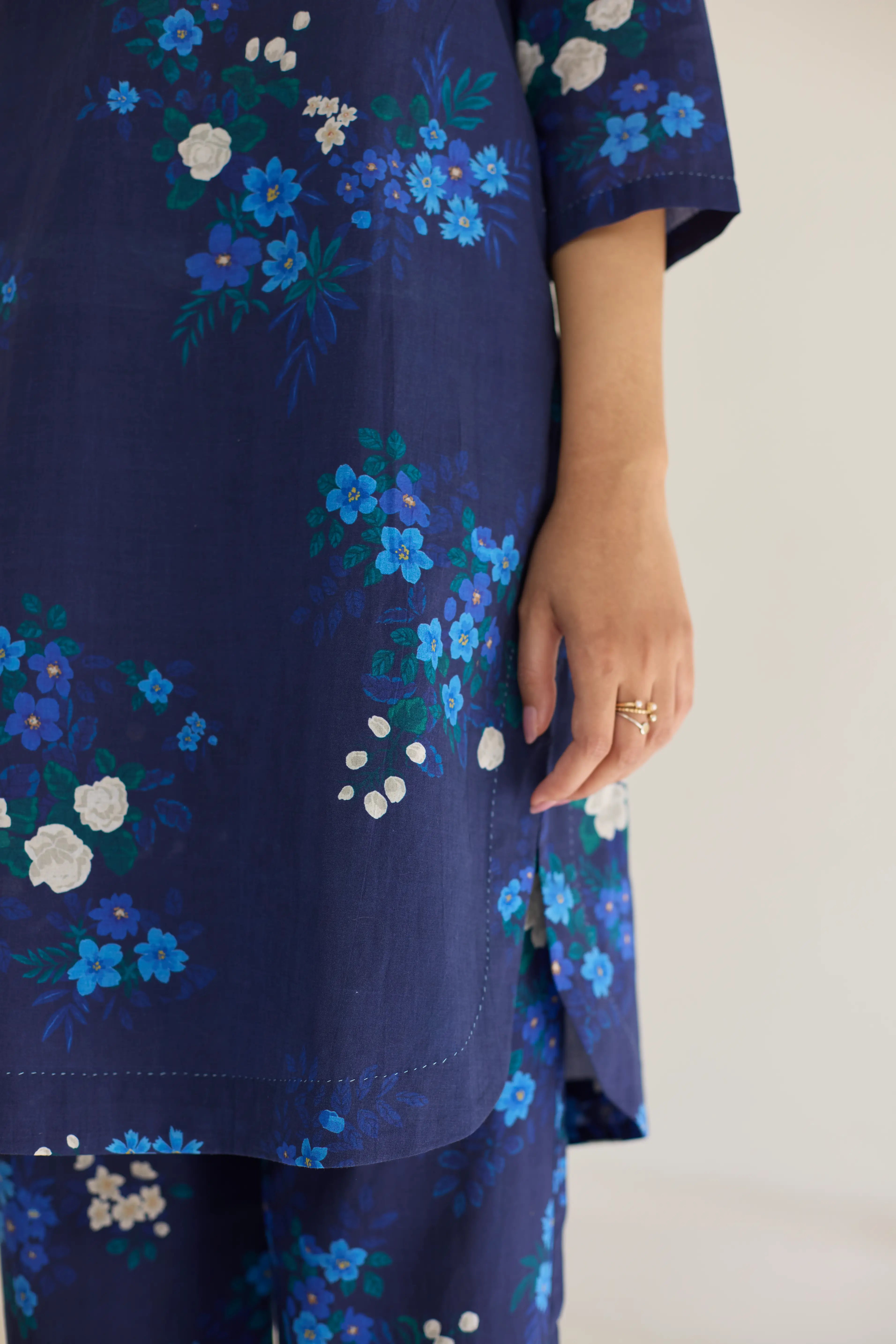 Midnight Jasmine Short Kurta Set - V neck