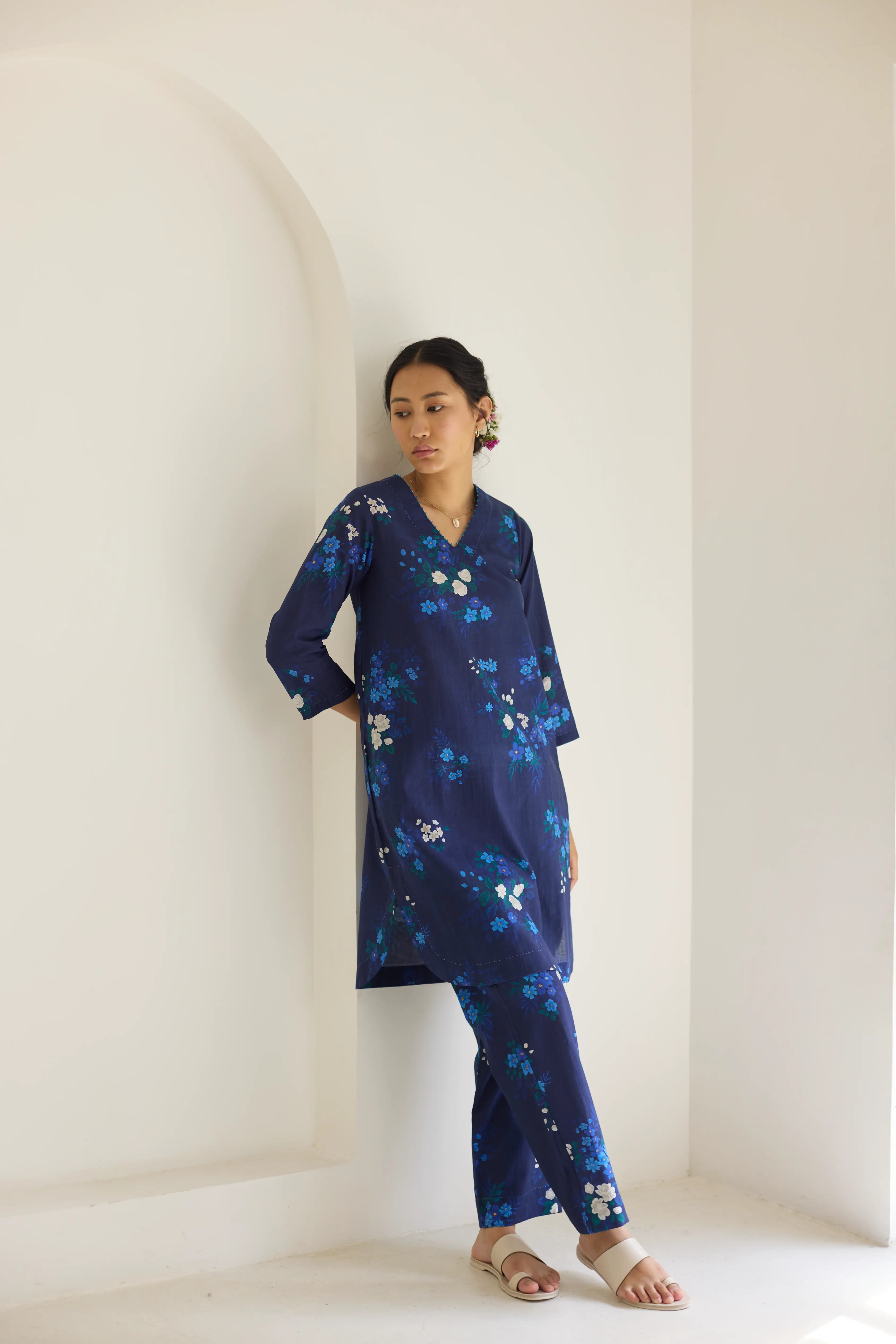 Midnight Jasmine Short Kurta Set - V neck