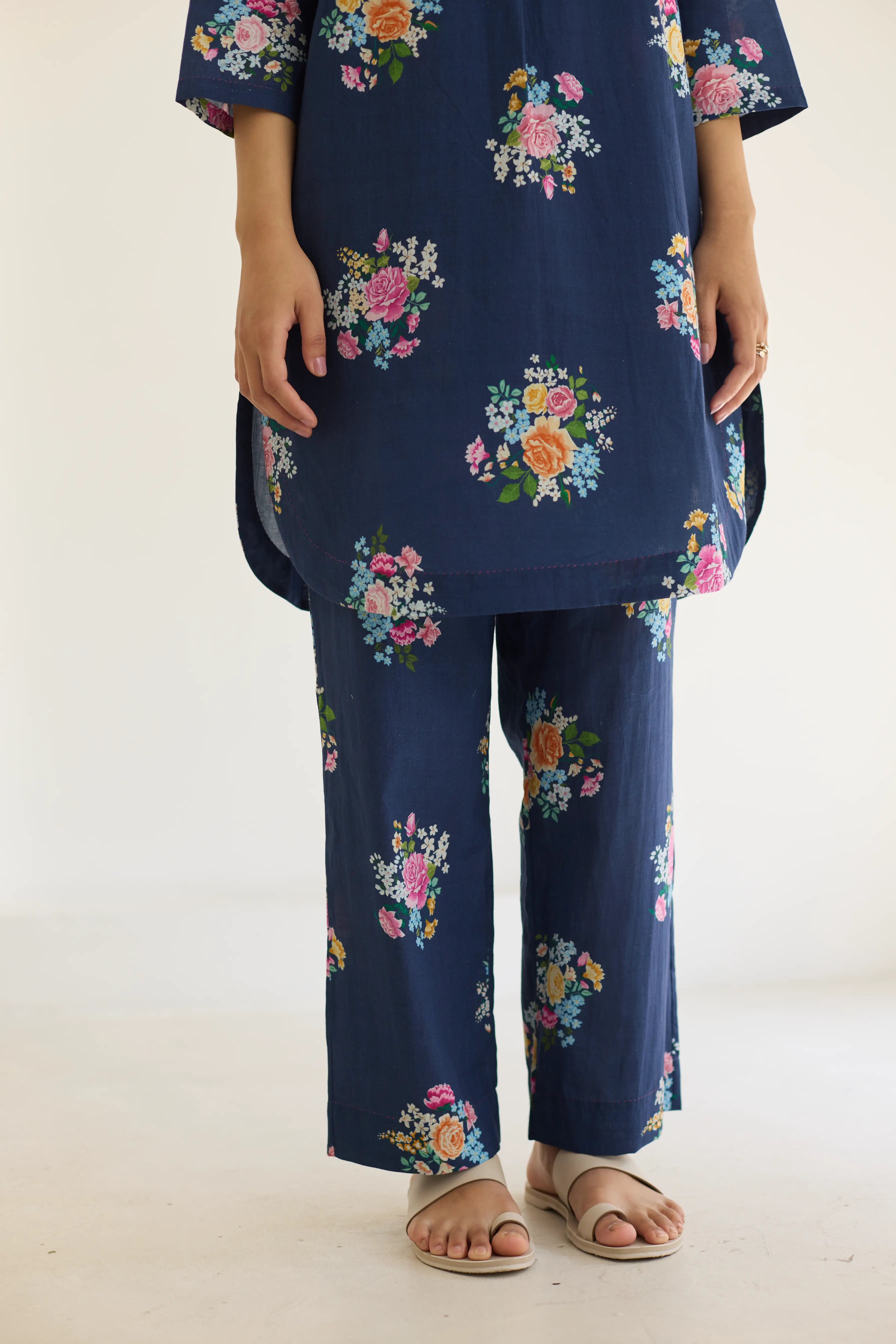 Deep Blue Floral Bunch Mid Kurta Set