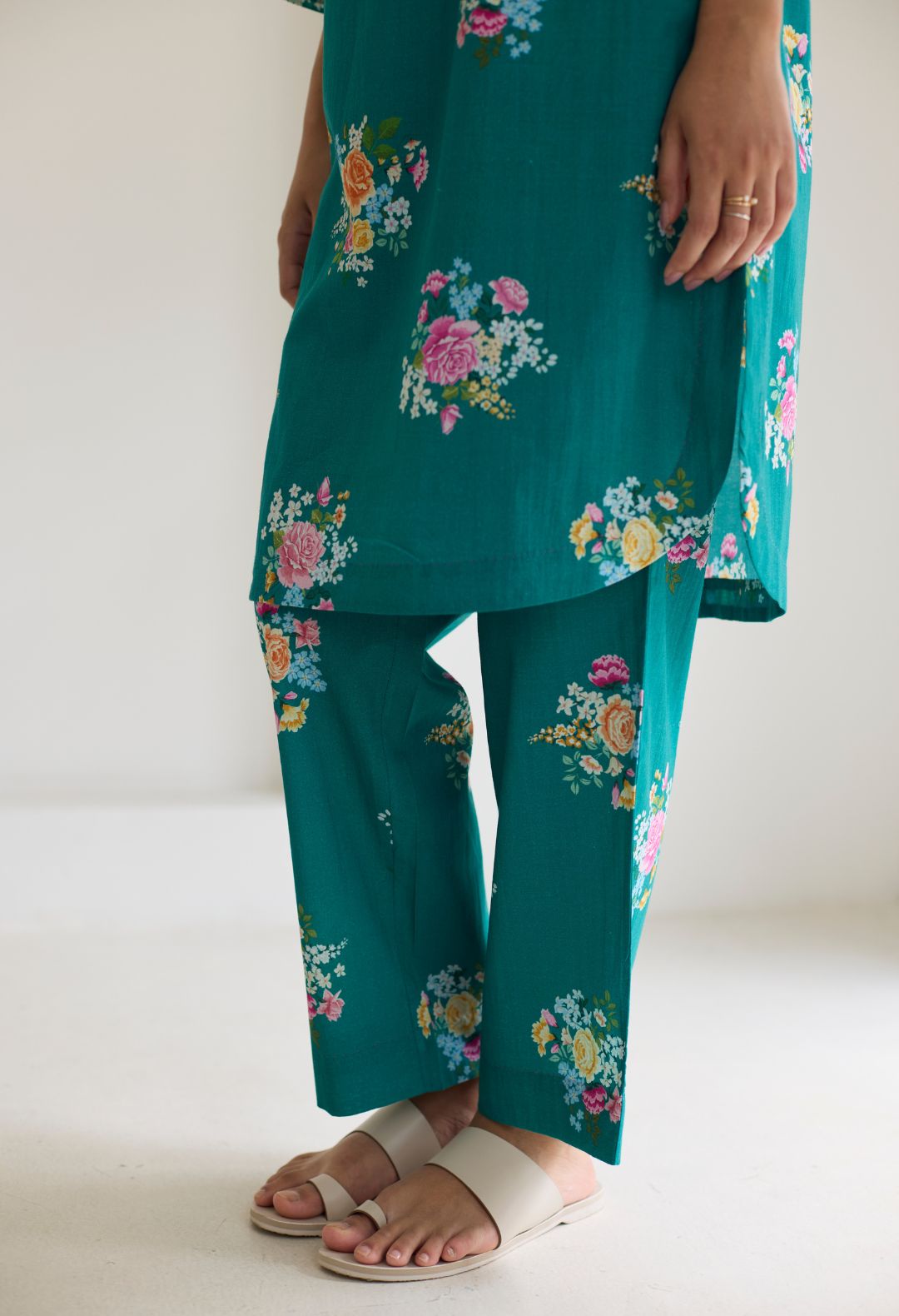 Sage Green Floral Bunch Mid Kurta Set