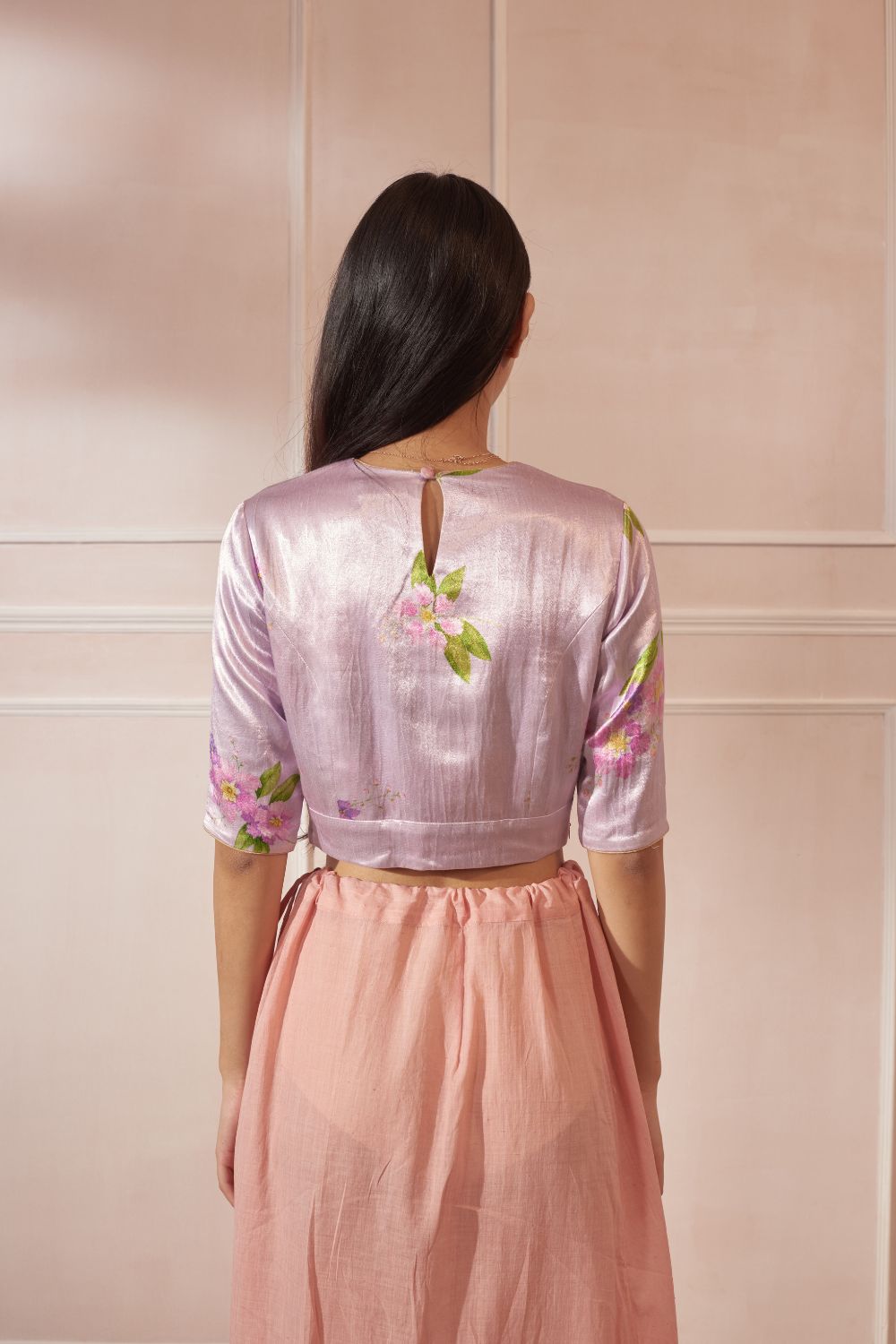 Lilac Jarul Round Neck Satin Blouse