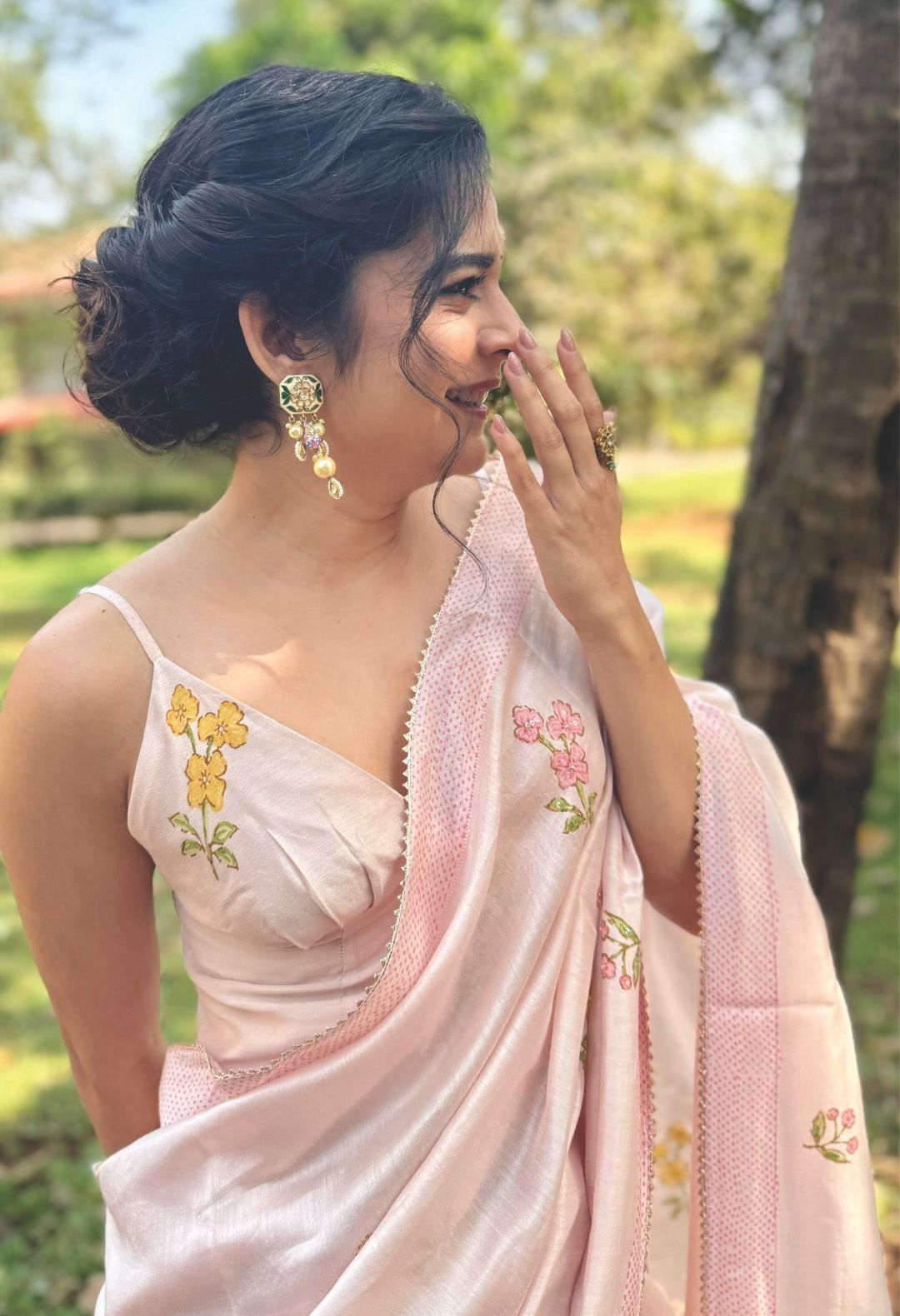 Mithila Palkar in Gulabi Silk and Cotton Chanderi Sari