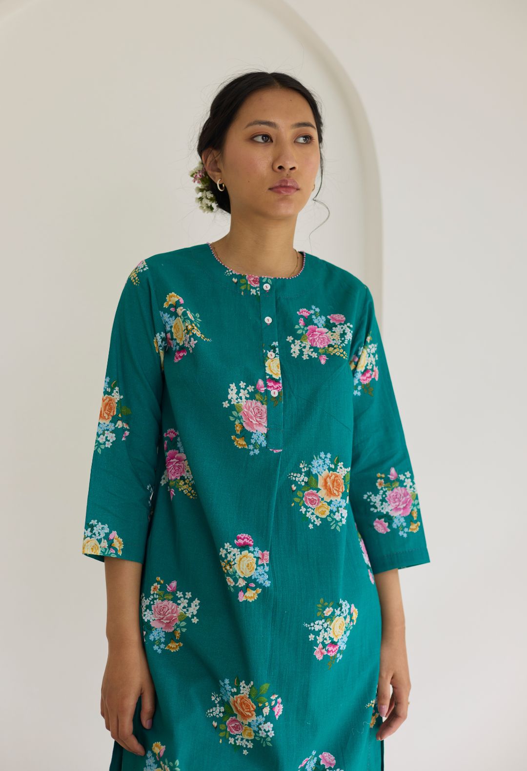 Sage Green Floral Bunch Mid Kurta Set