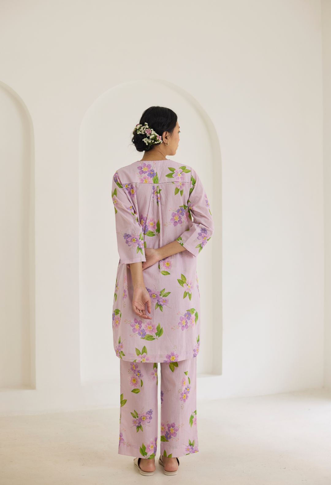 Lilac Jarul Short Kurta Set