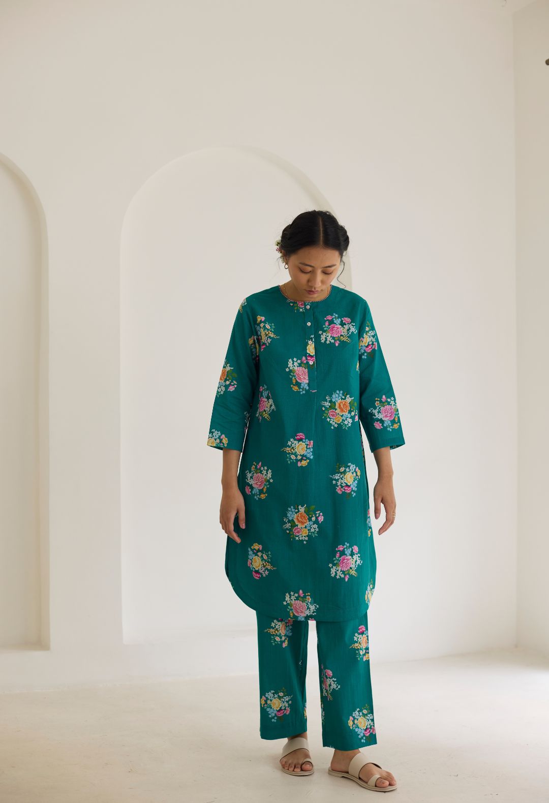 Sage Green Floral Bunch Mid Kurta Set