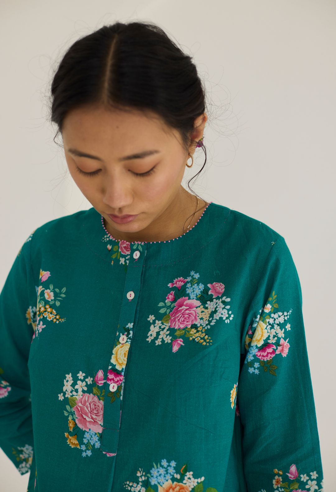 Sage Green Floral Bunch Mid Kurta Set