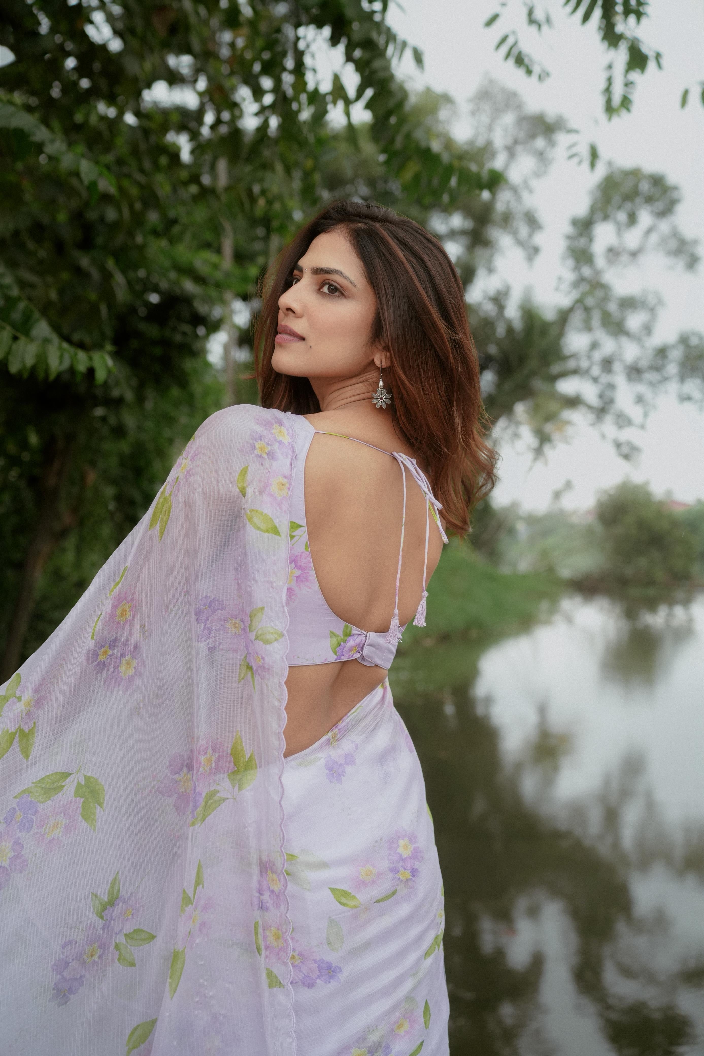 Malavika Mohanan in  Jarul Kota Silk Sari