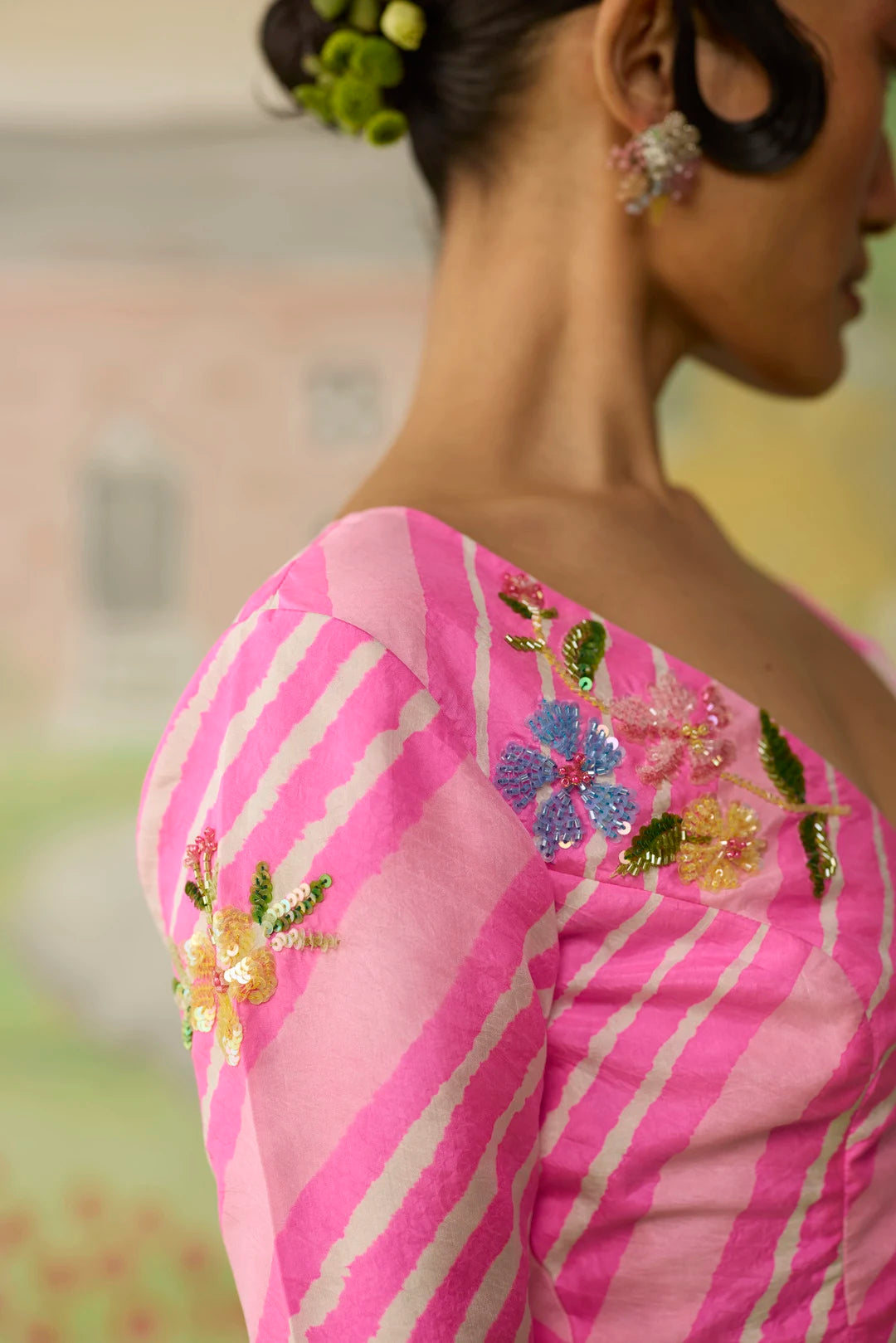 Primrose Blouse V Neck Sleeves