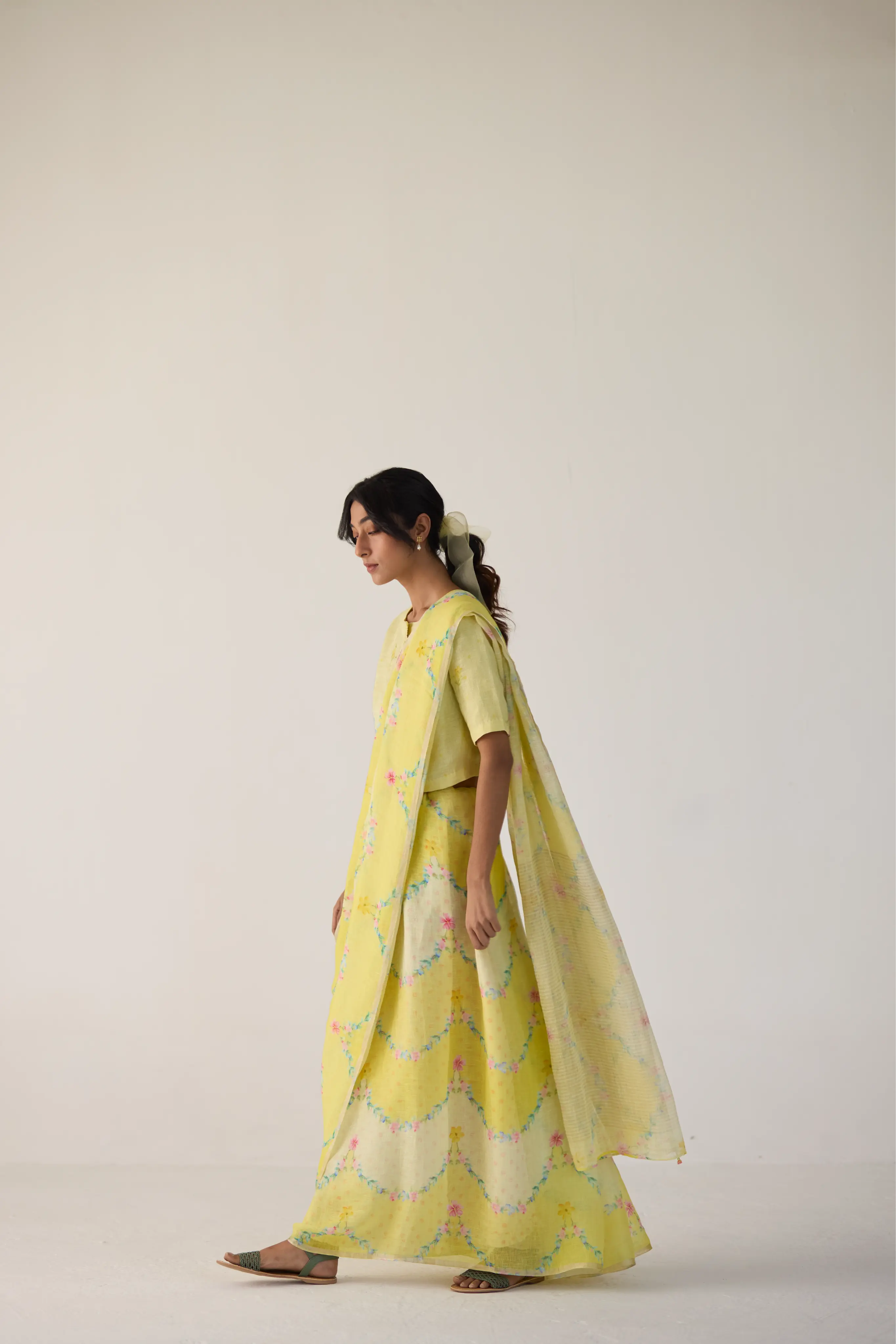 Radhikka Gulmarg Linen Yellow Sari