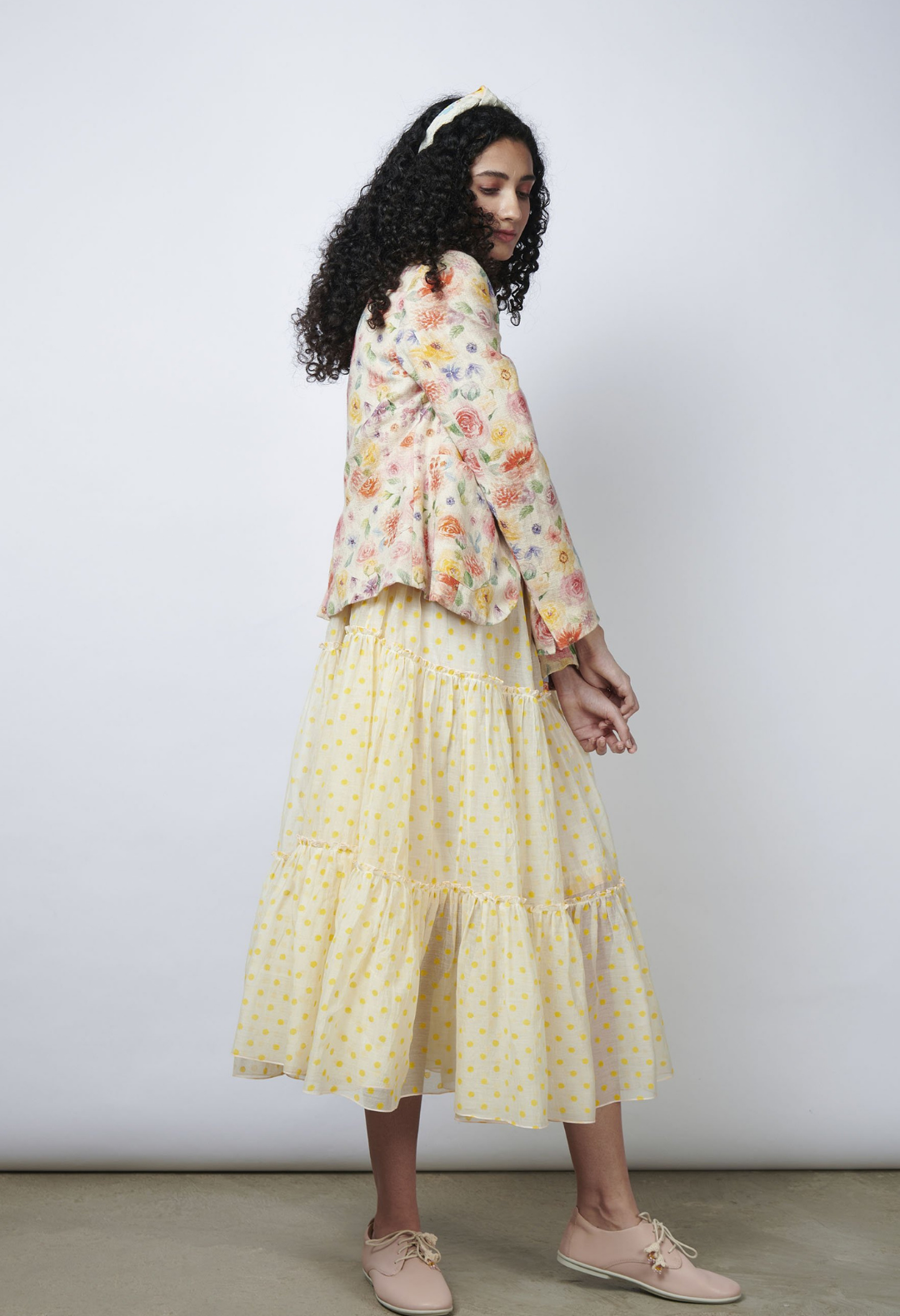 Nadiya Paar Off white Handwoven Cotton