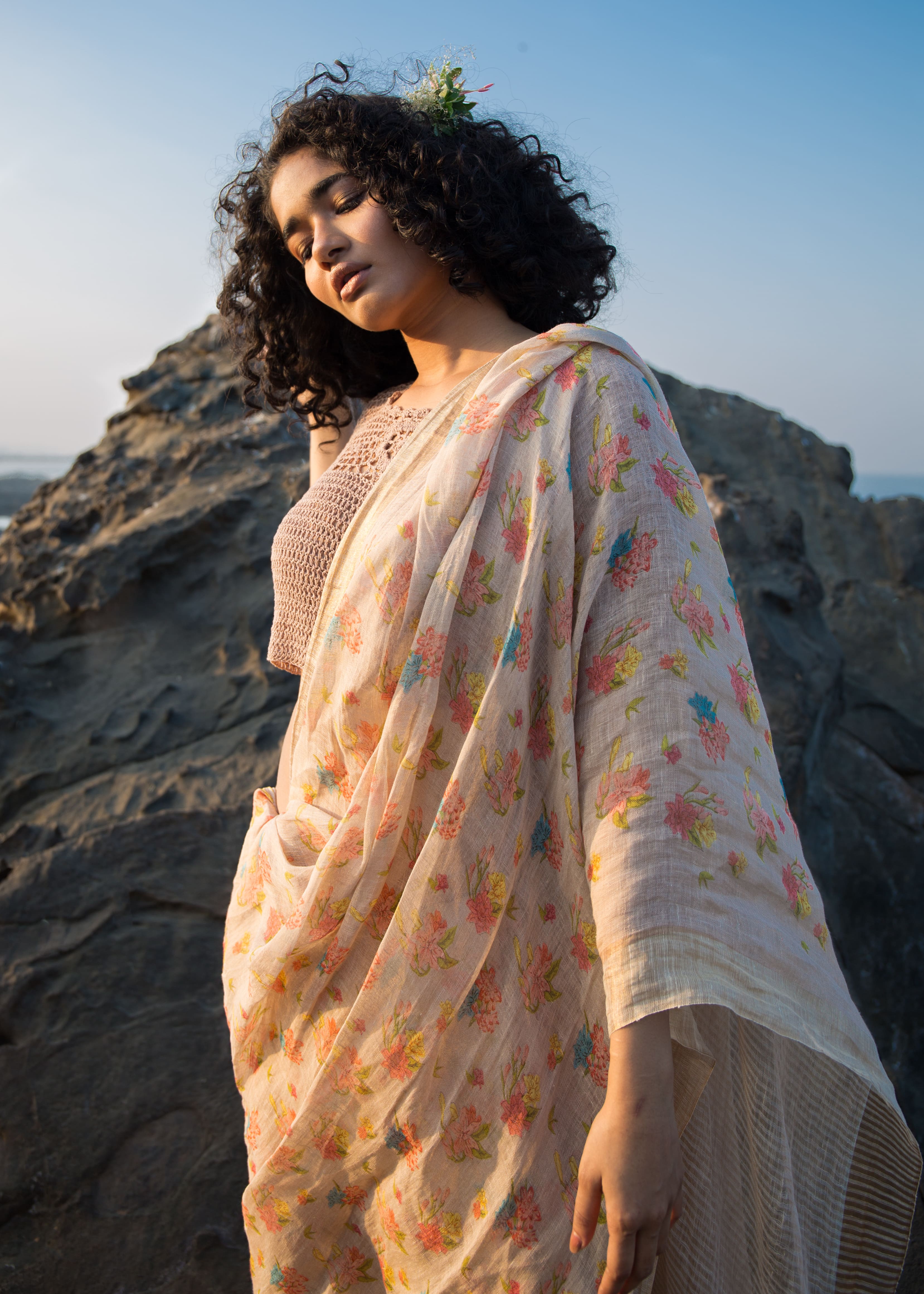 Rajnigandha Linen Sari