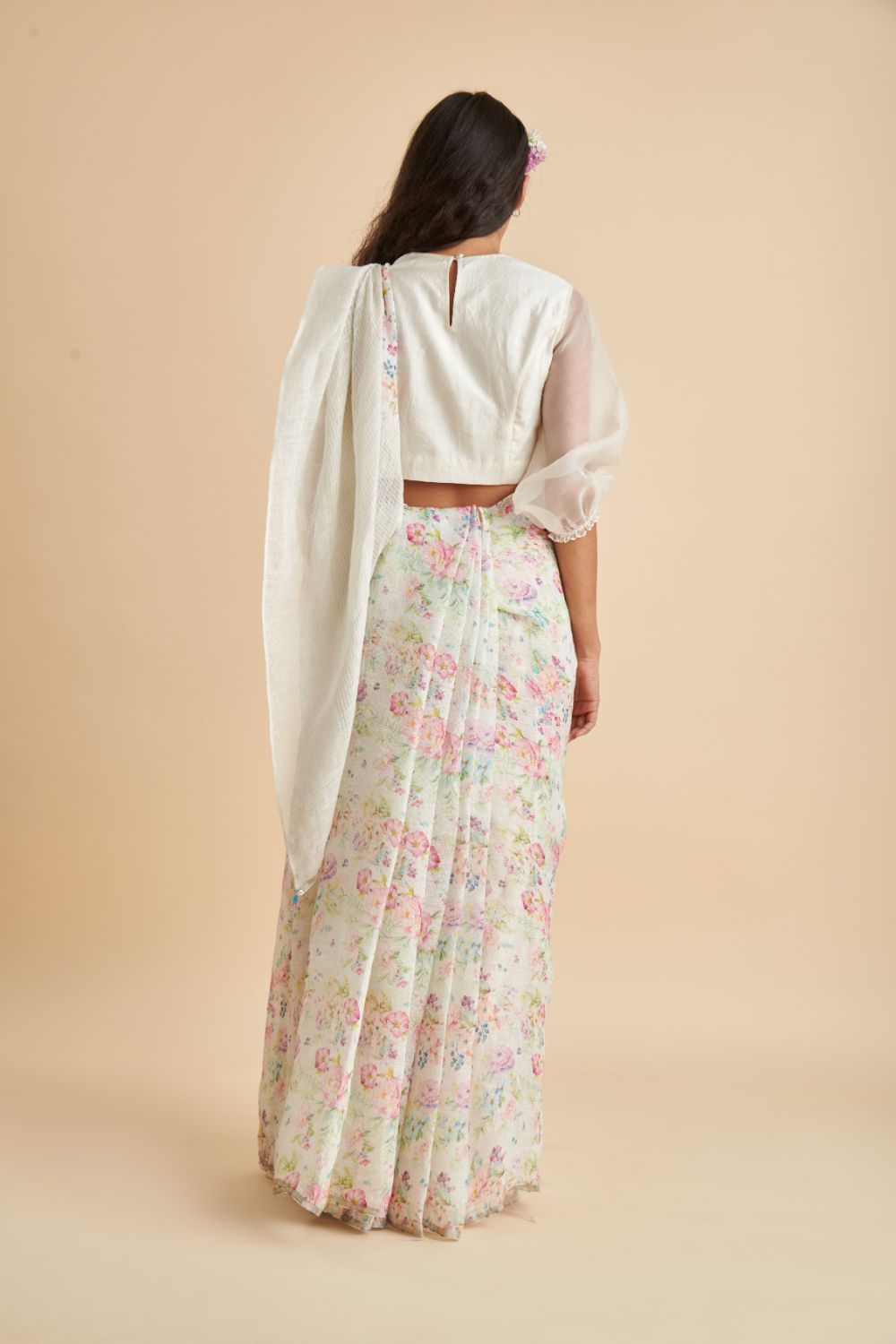 Busy Meadow Linen Sari