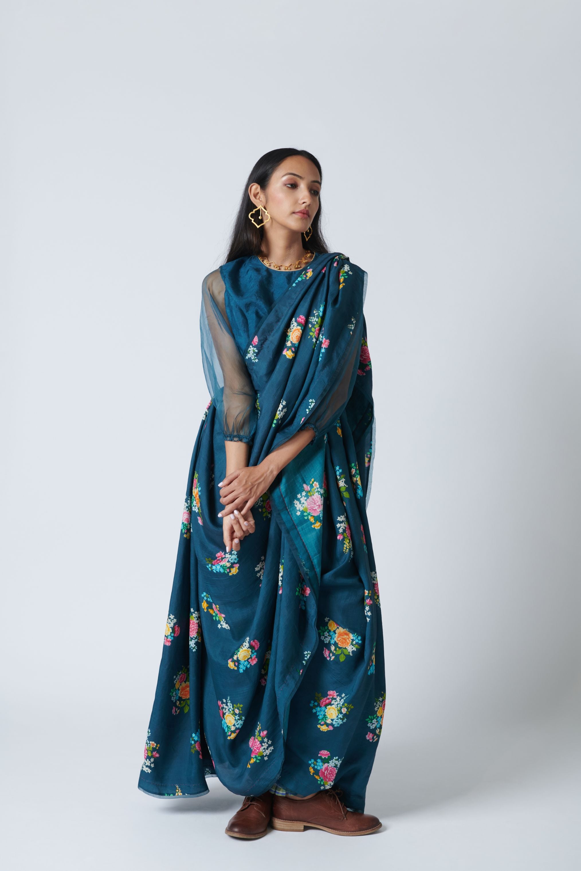 Midnight Floral Bunch Mulberry Silk Sari