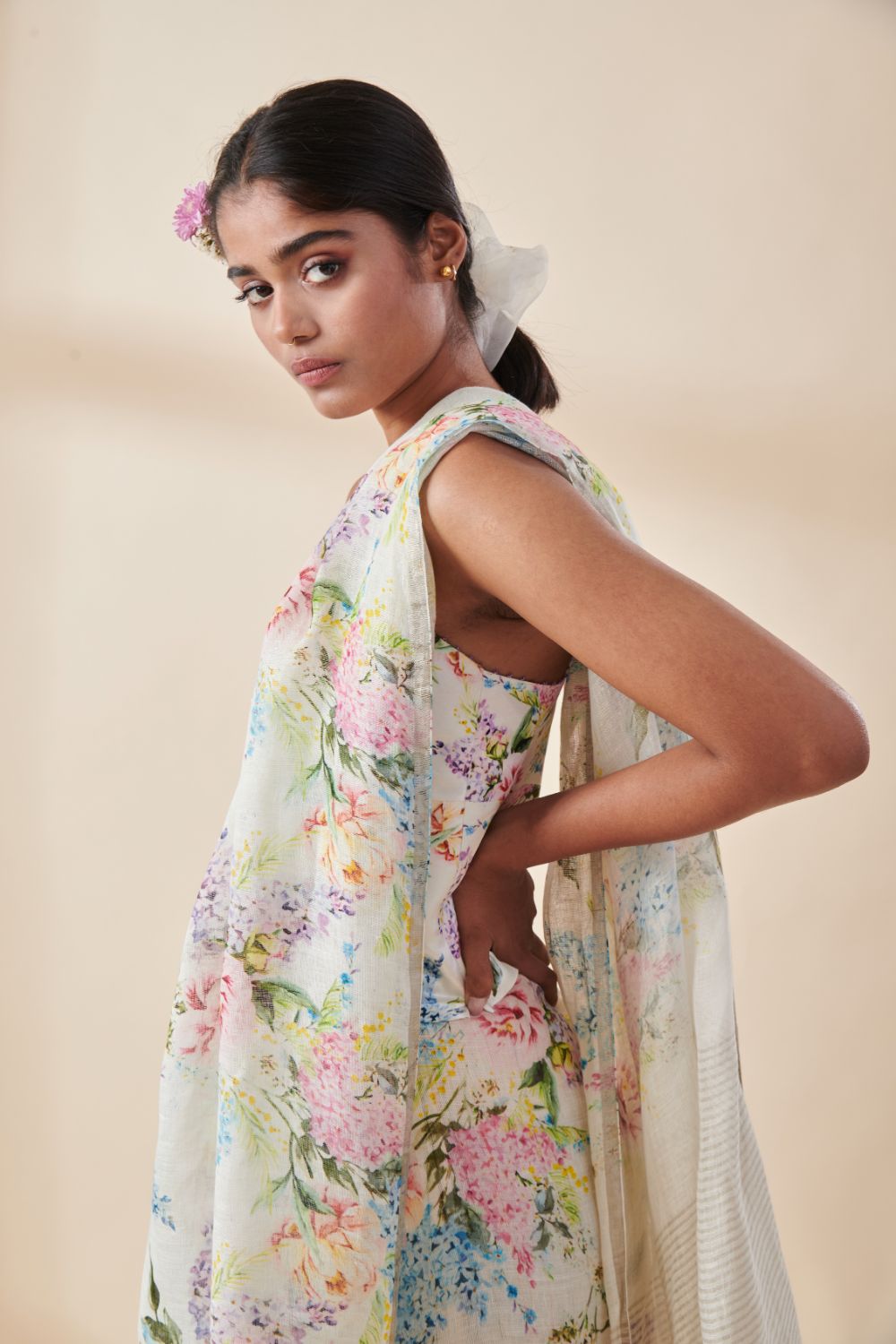 Posy Linen Sari