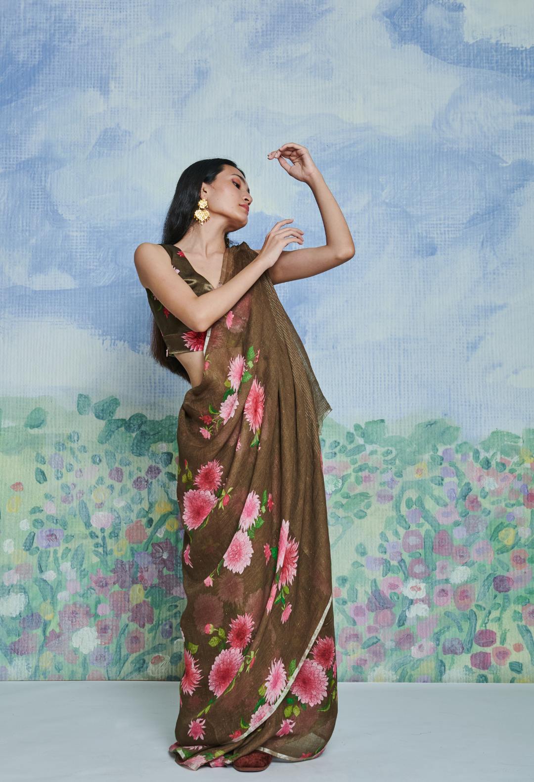 Dahlia Khaki Linen Sari