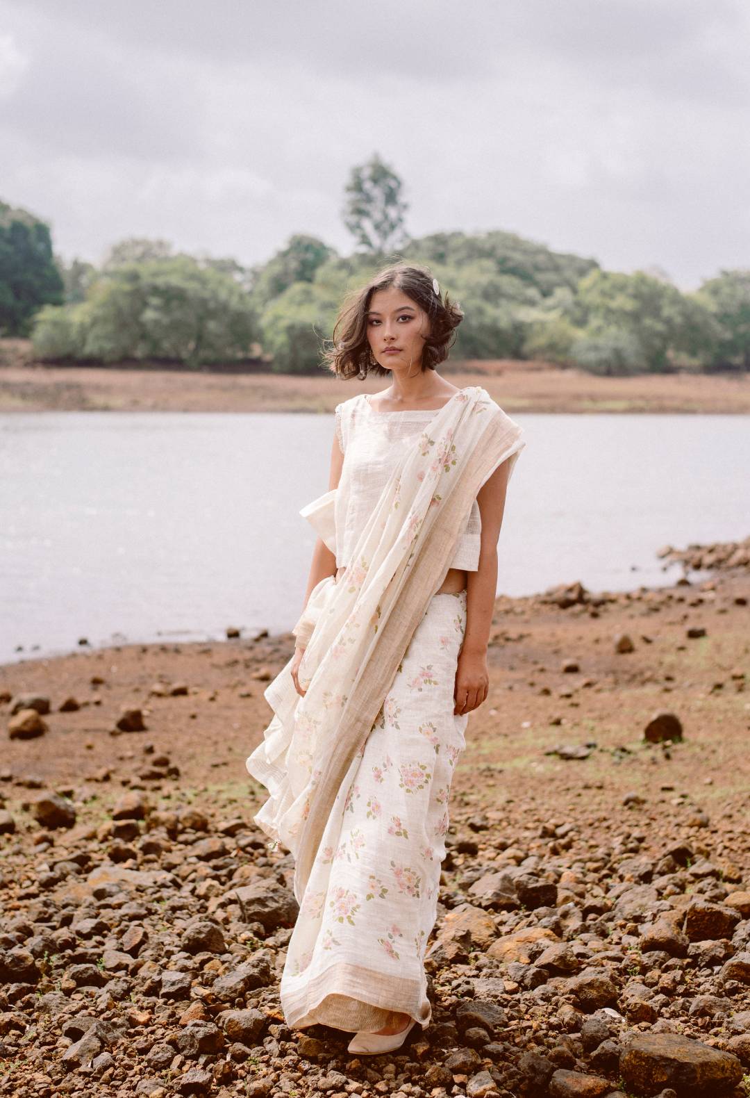 Desi Gulaab Linen Sari