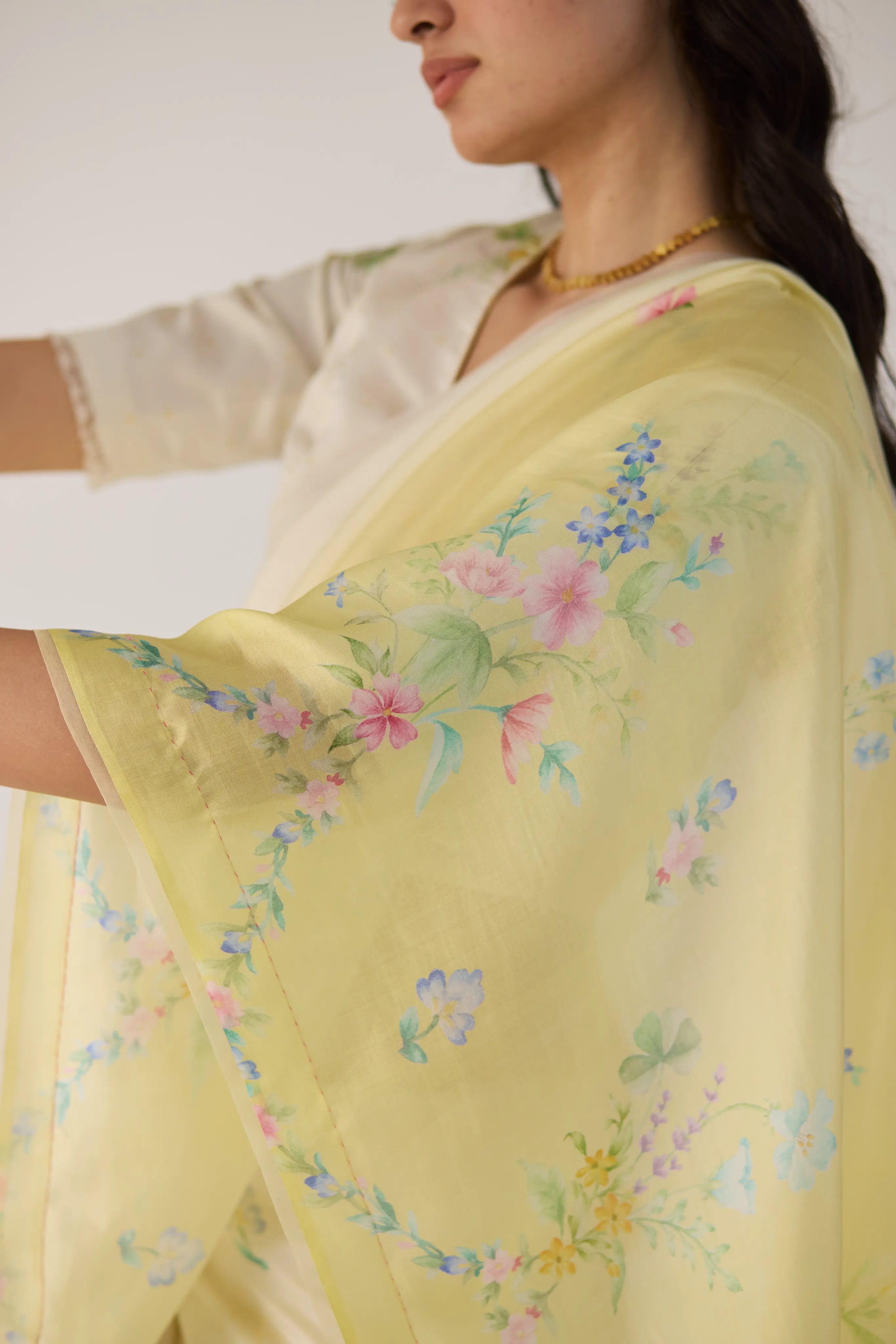 Clover Field Mulberry Organza Silk Sari