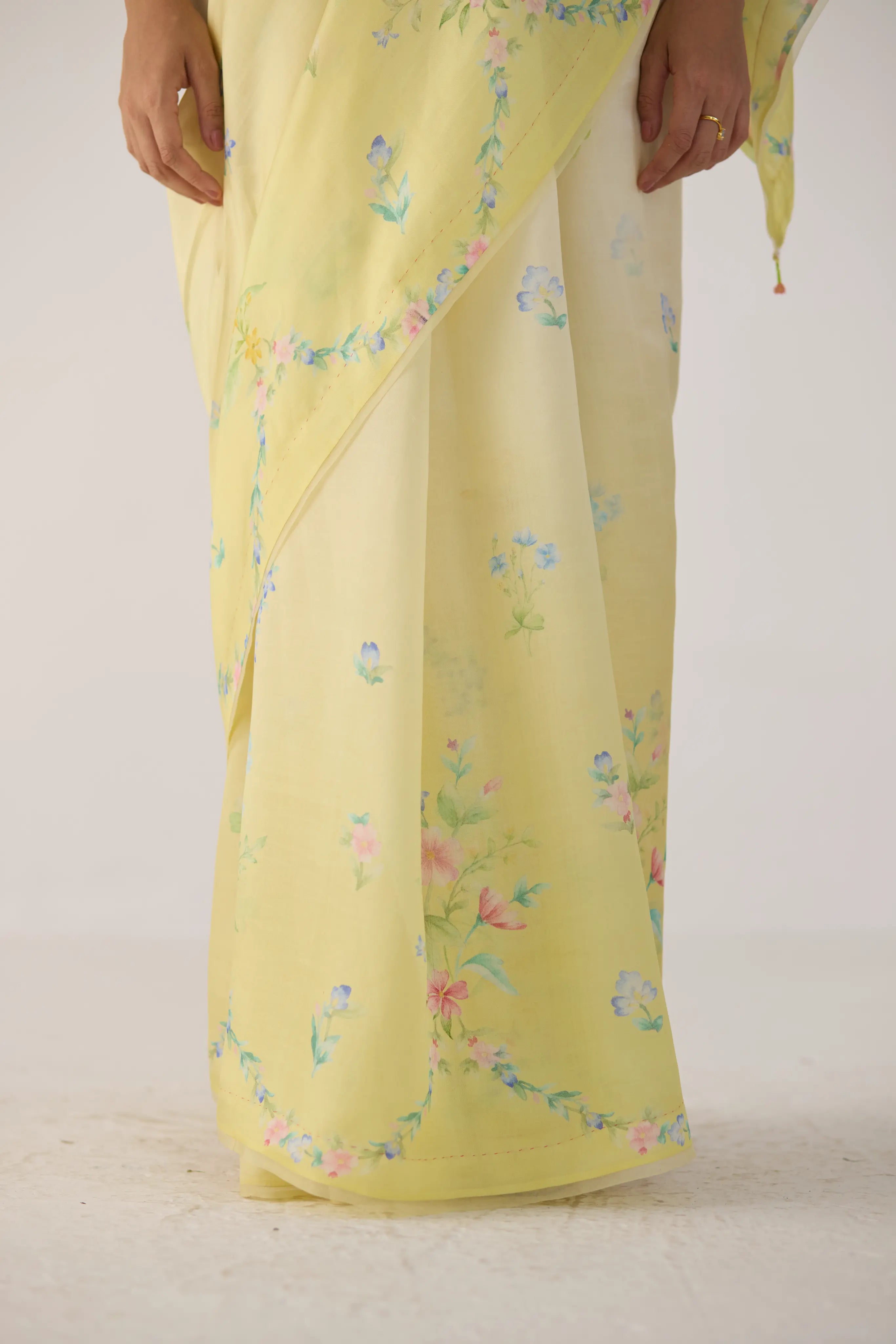 Clover Field Mulberry Organza Silk Sari