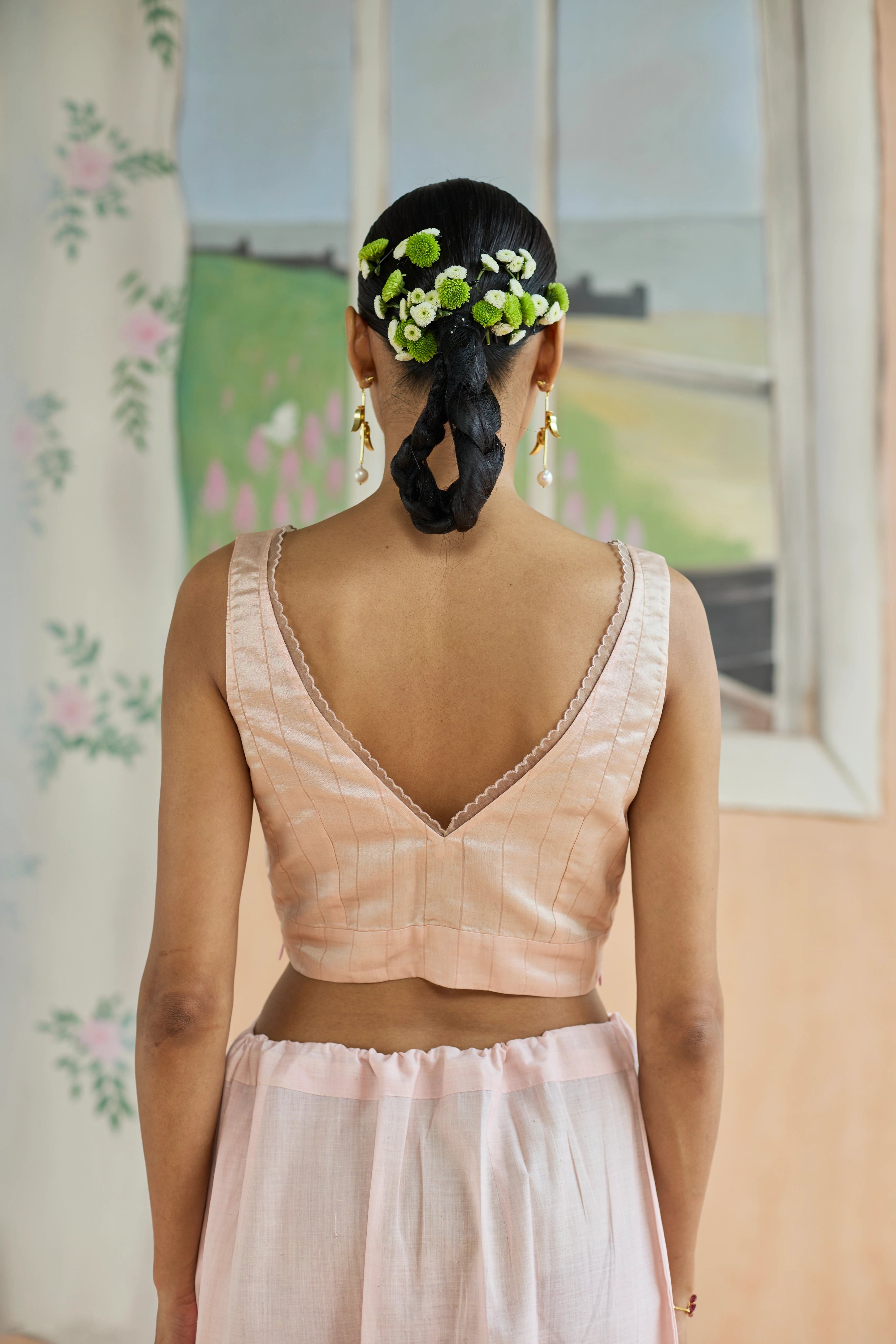 Blush V-neck Blouse without sleeves