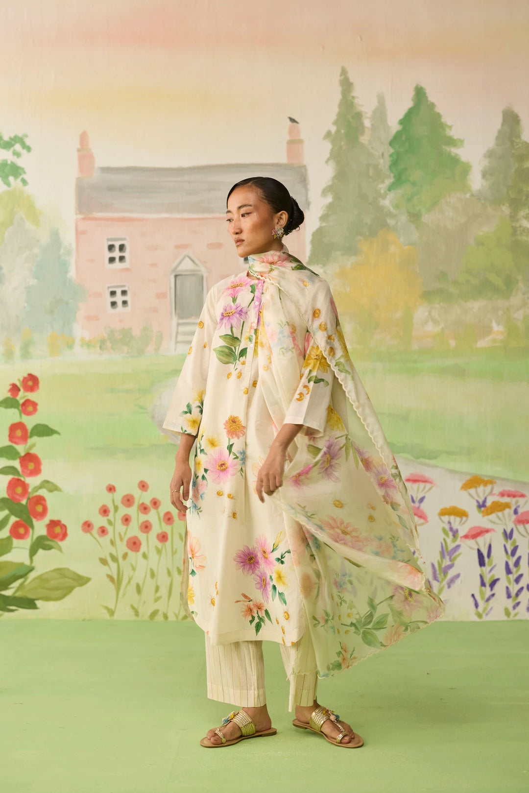 Off-White Daisy Kota Dorua Silk Dupatta