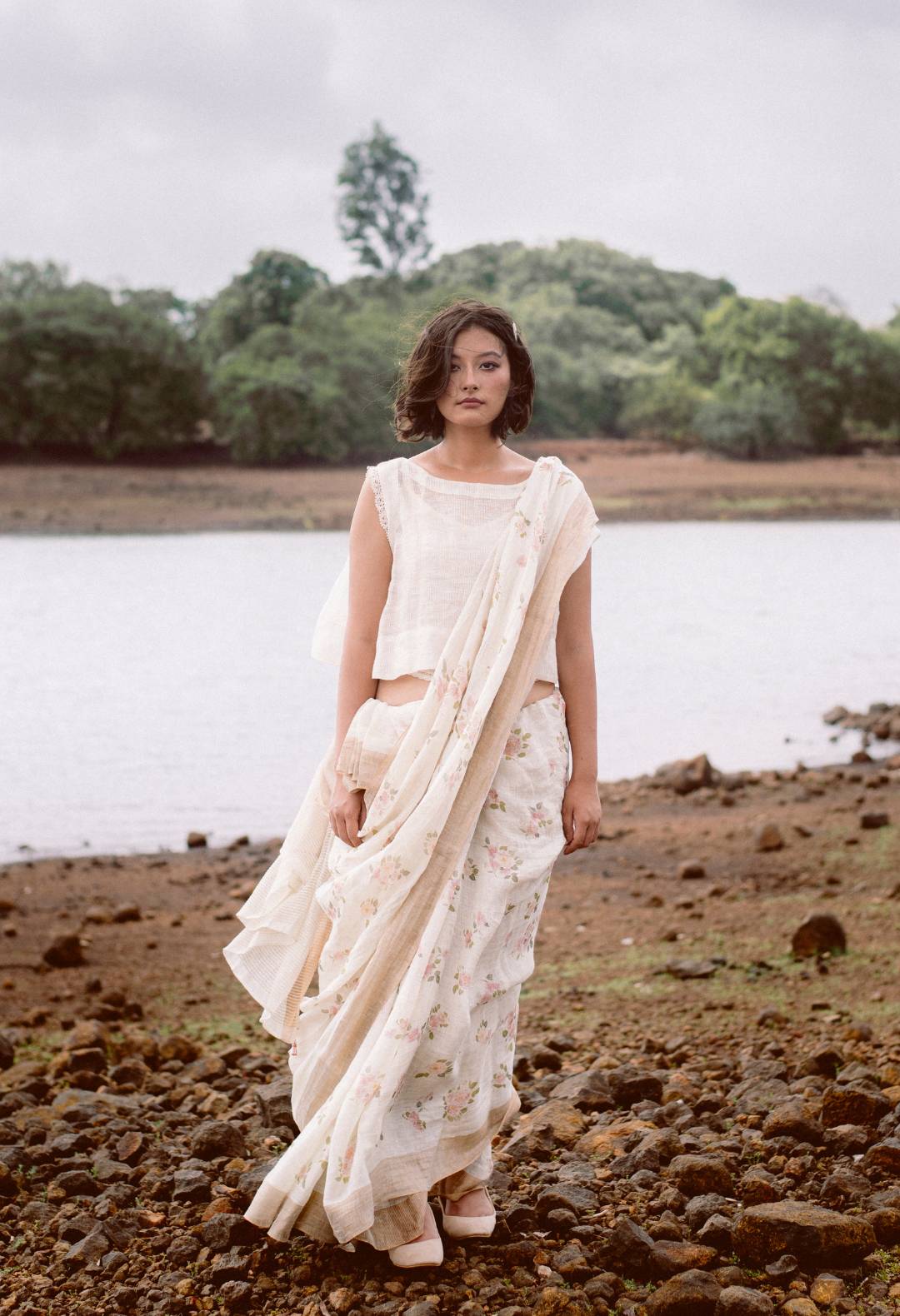 Desi Gulaab Linen Sari