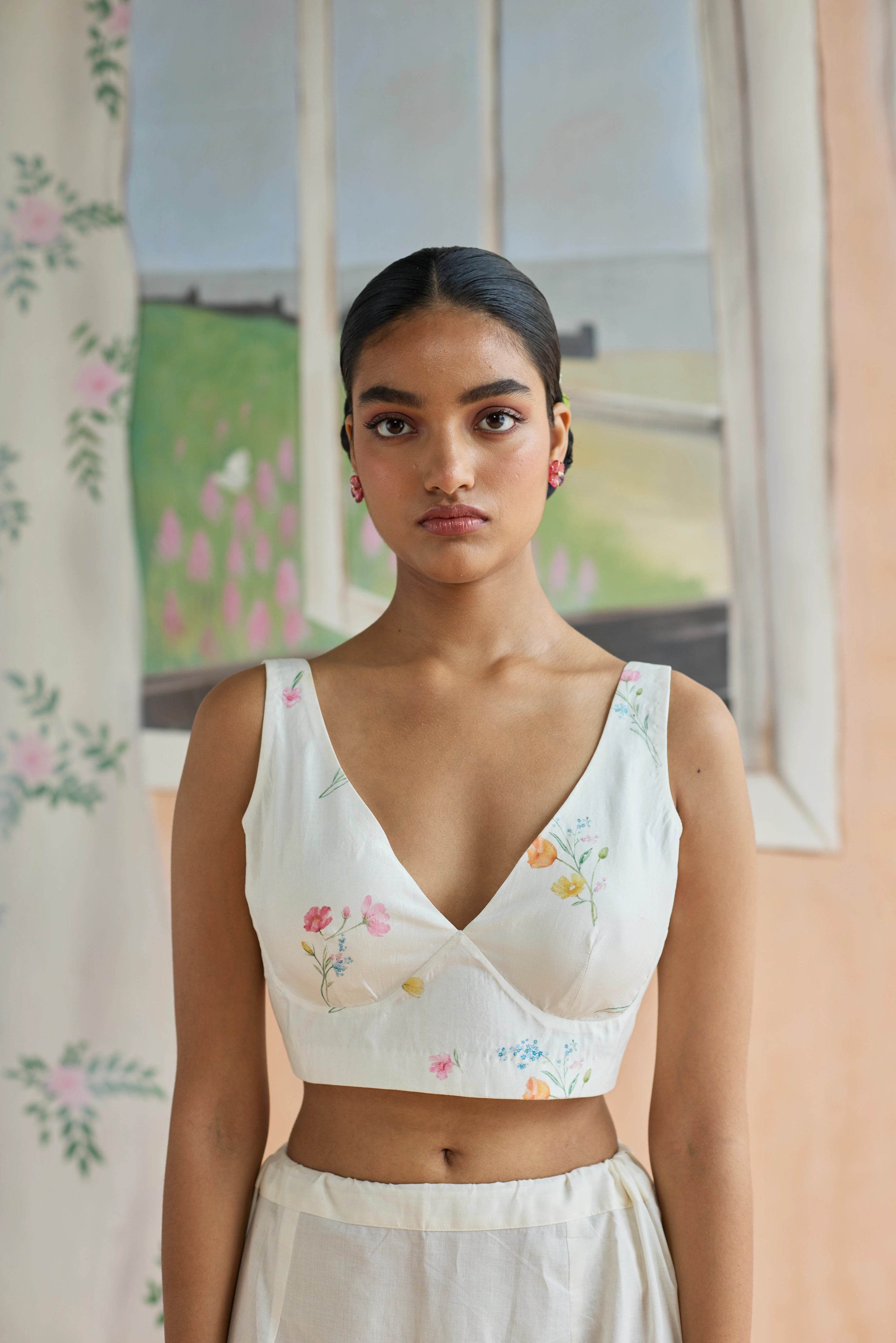 Florist Deep-V Padded Blouse without sleeves