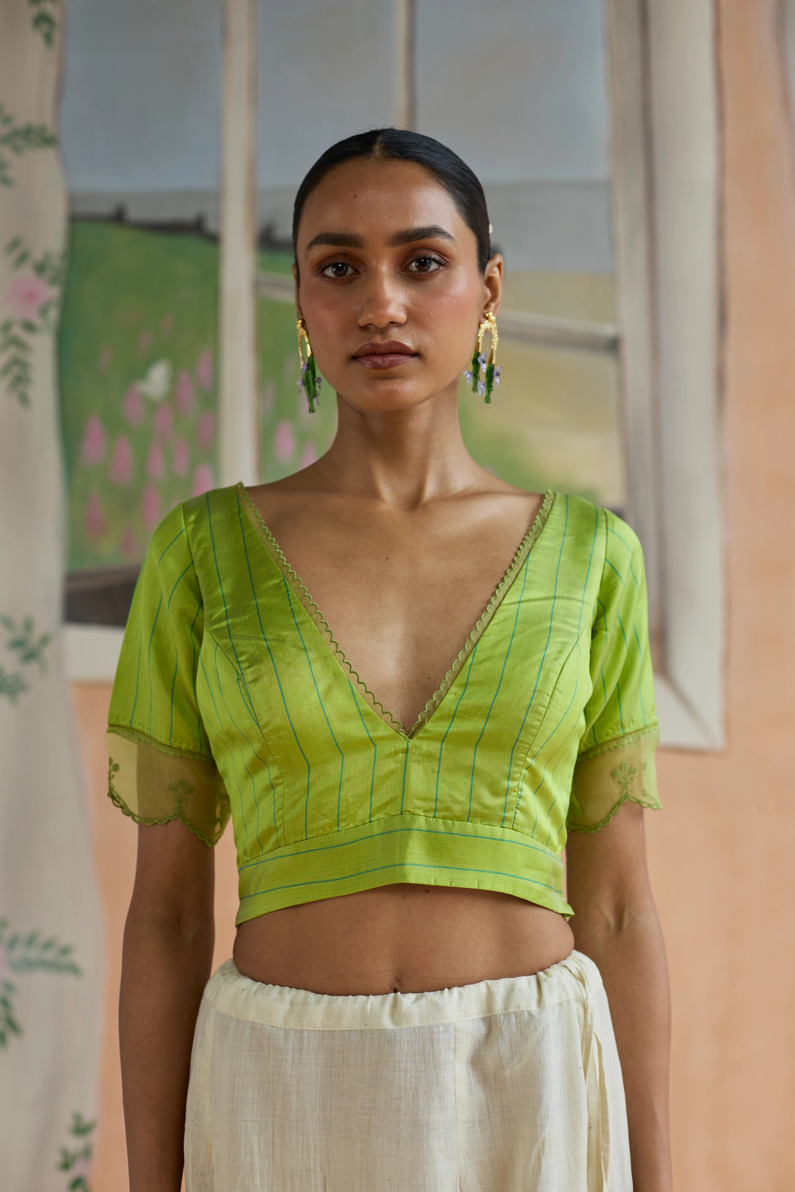 Moss Blouse V-neck Blouse with sleeves