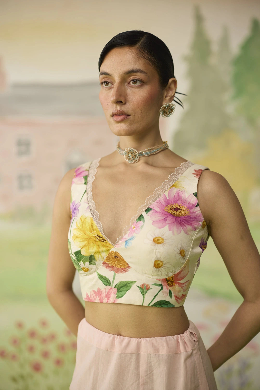 Daisy Blouse V Neck Sleeveless