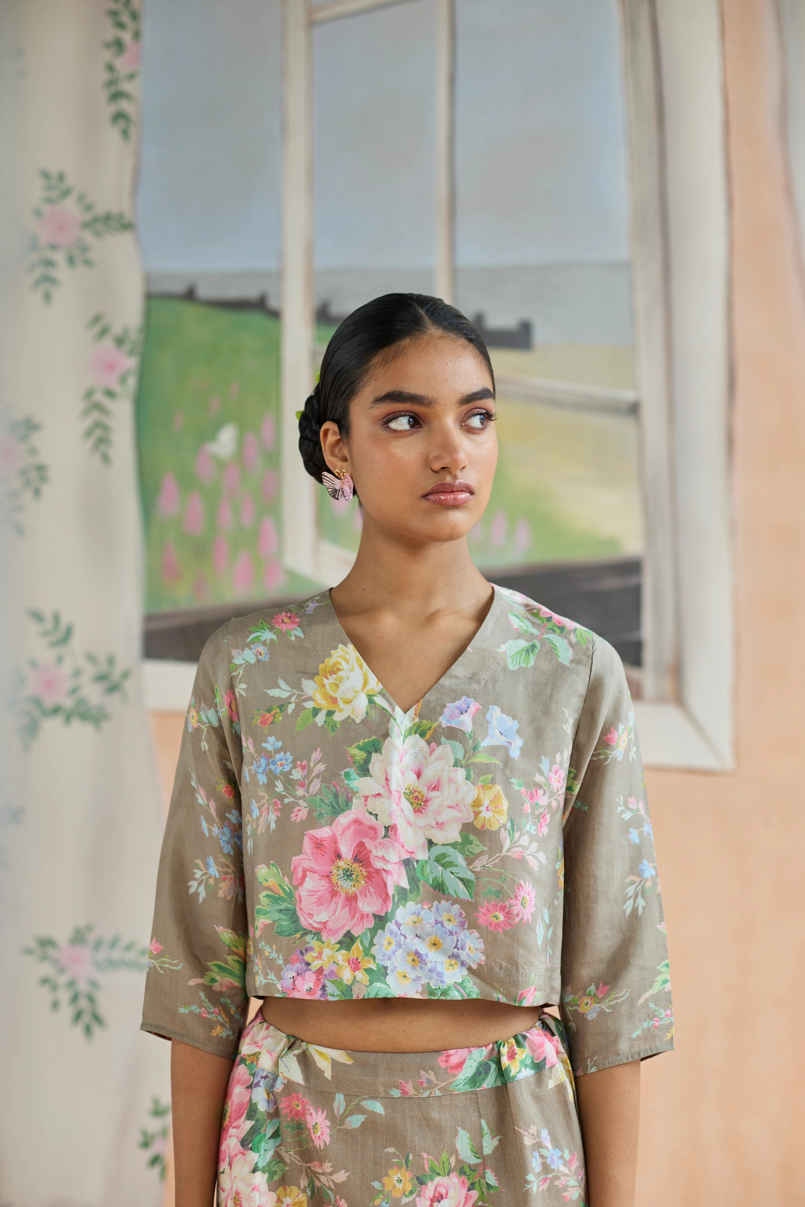 Mocha Top with sleeves