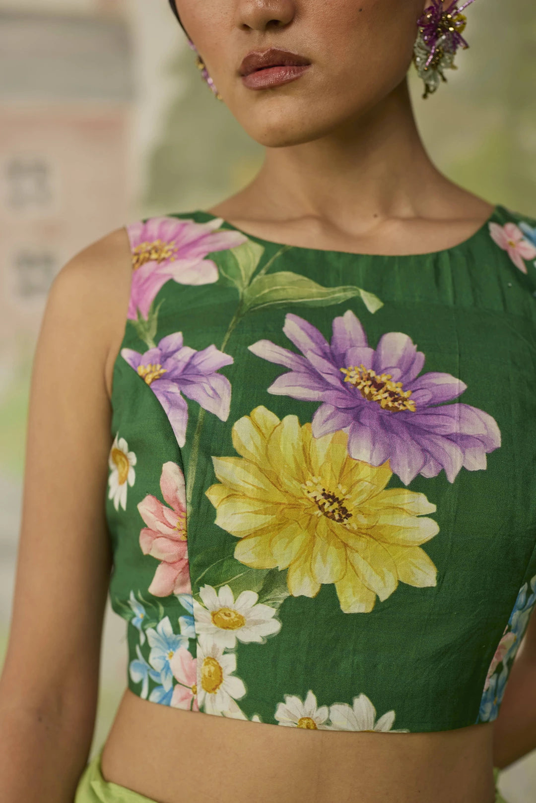 Tree Top Blouse Round Neck Sleeveless