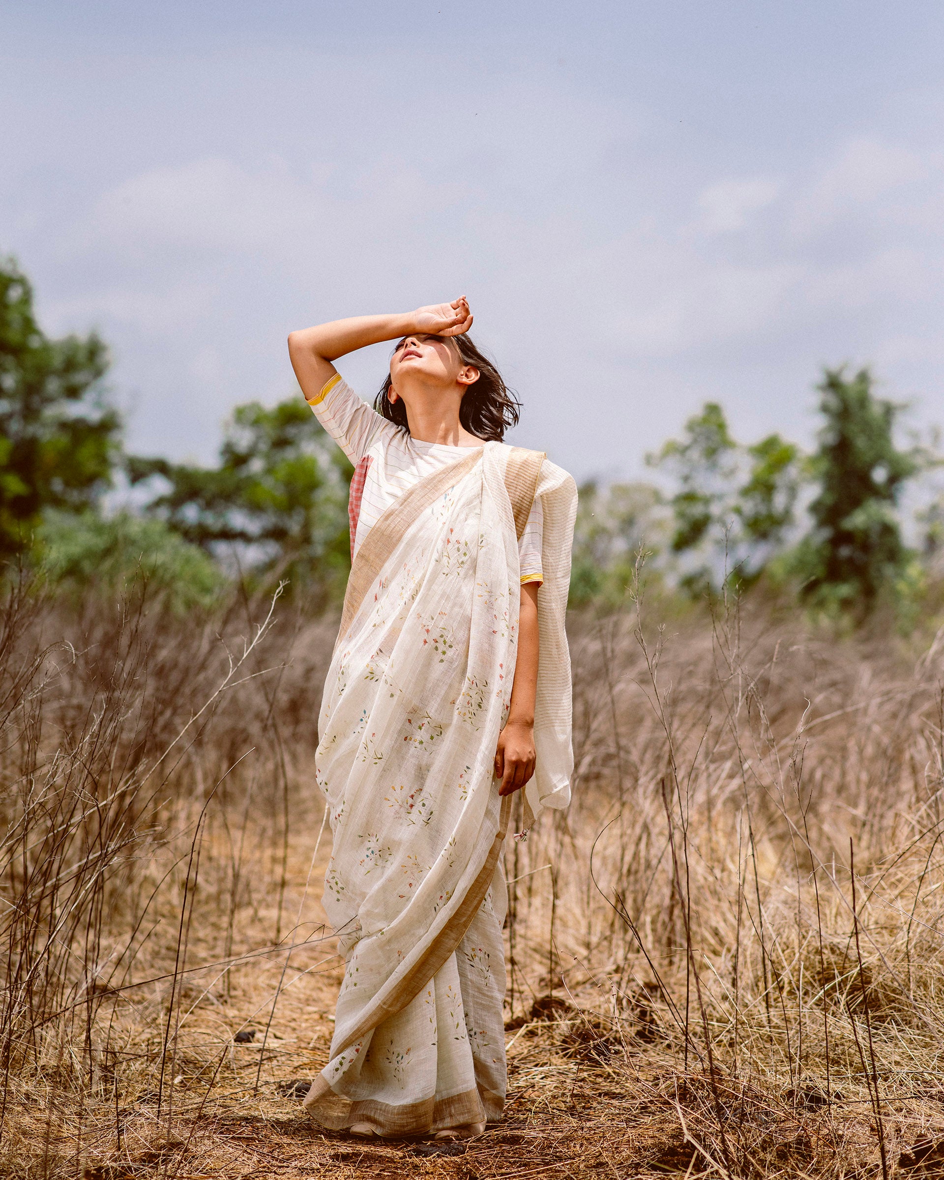 Nadiya Paar Off white Linen Sari